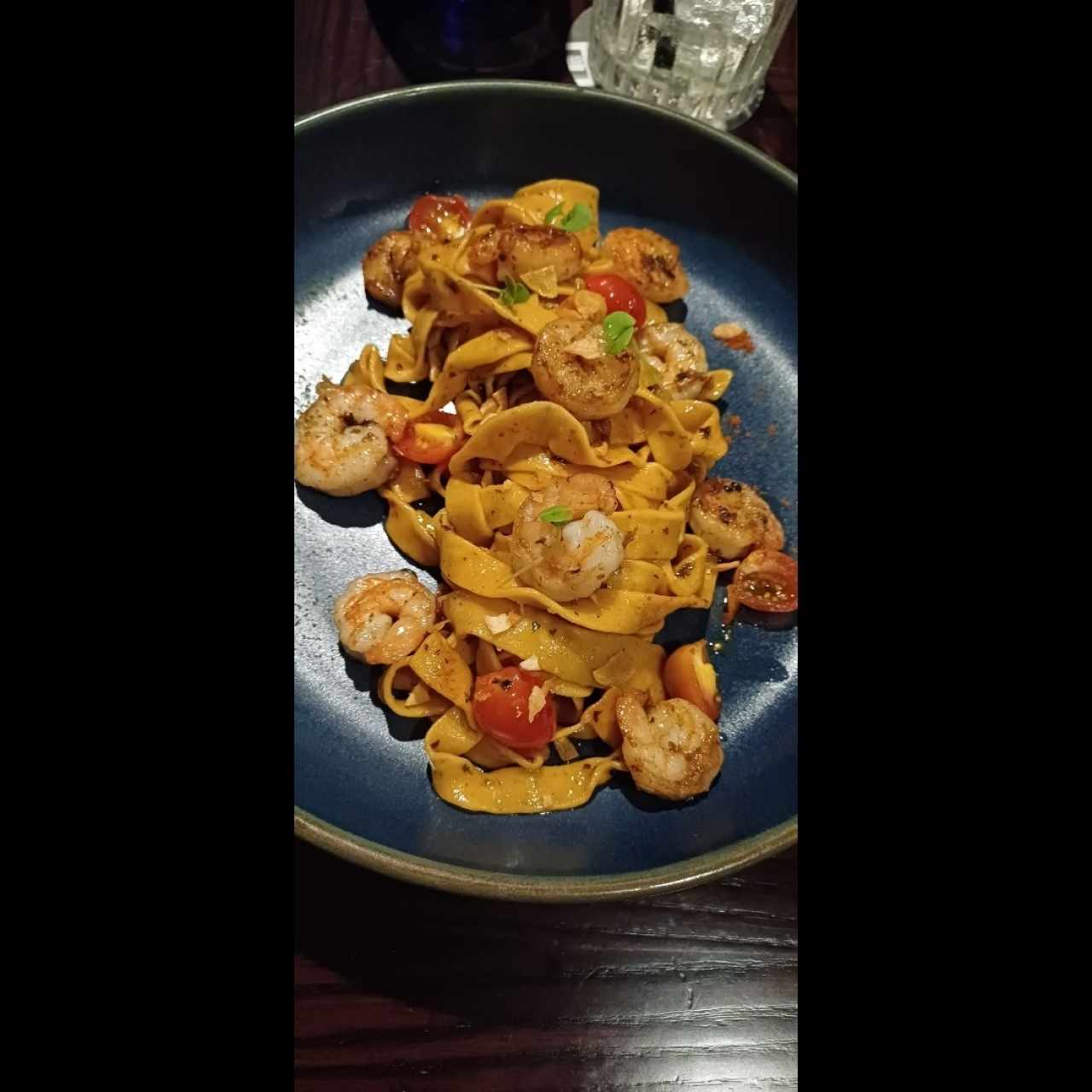 FETTUCCINI AL OLIO (Disponible en la Cena) - platillo con opción vegetariana