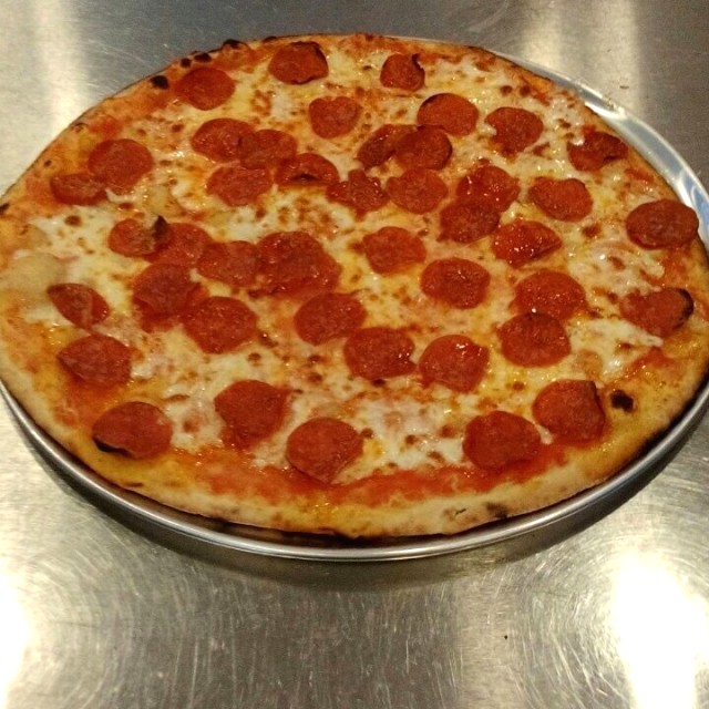 Pizza peperoni familiar lido express