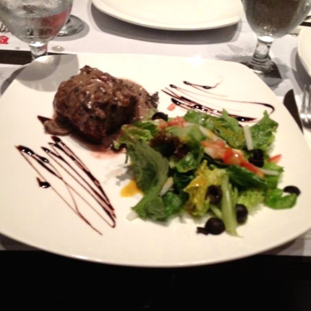 Filete de res con hongos