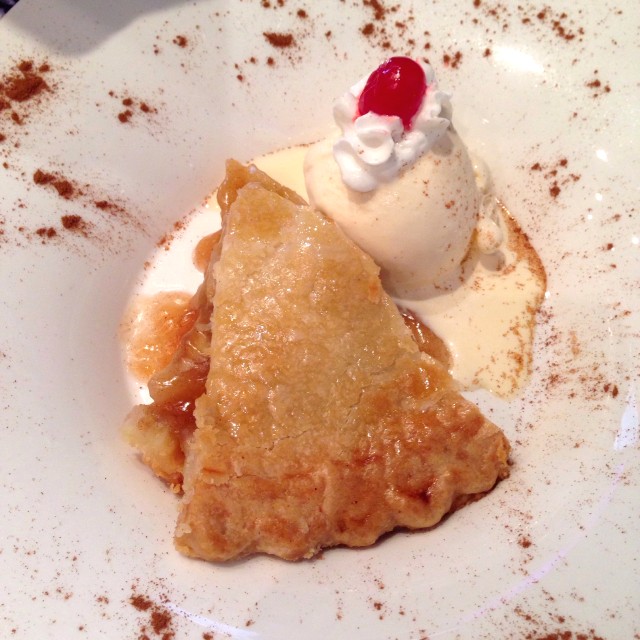 Apple pie con helado de vainilla