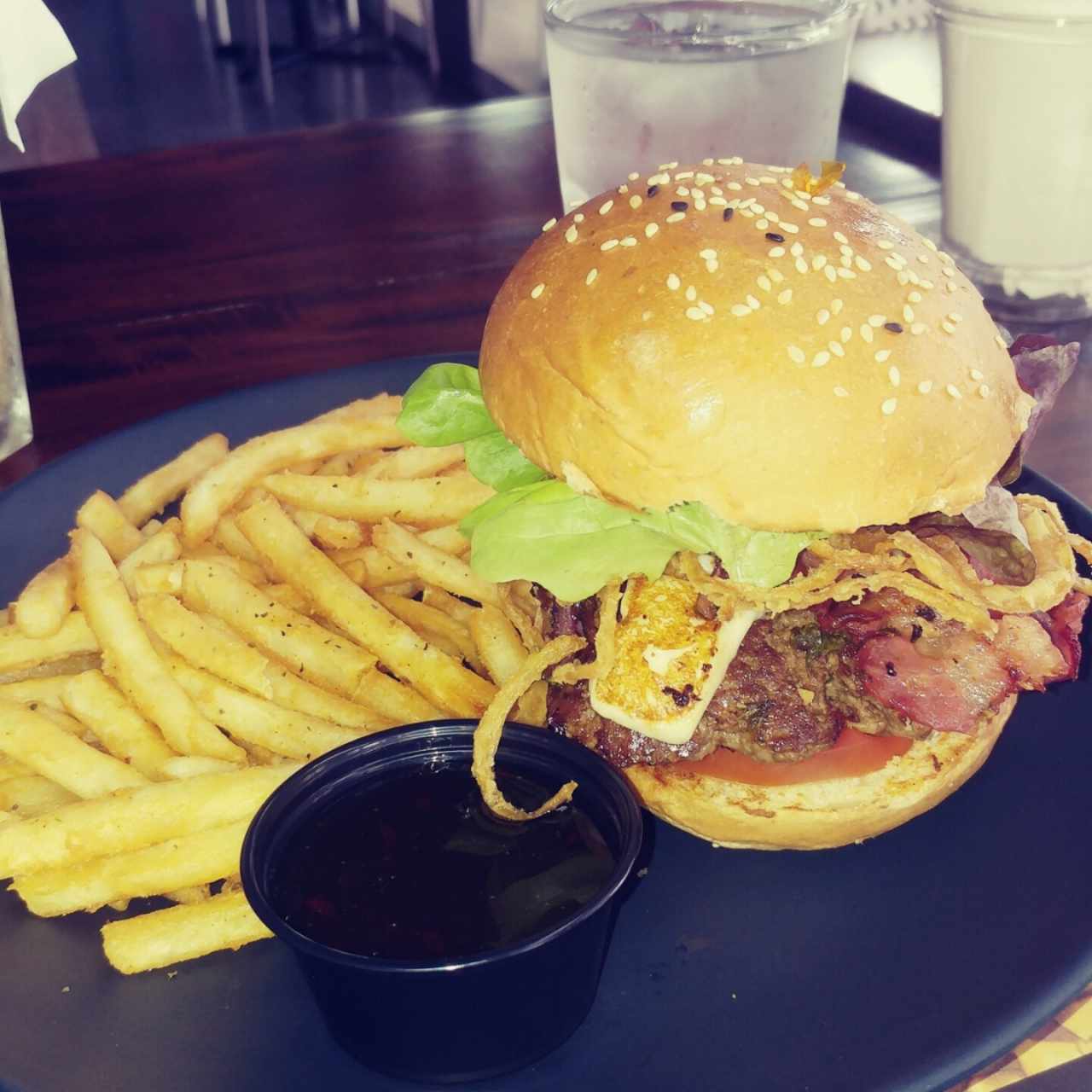 Signature Burgers - La Cholipay