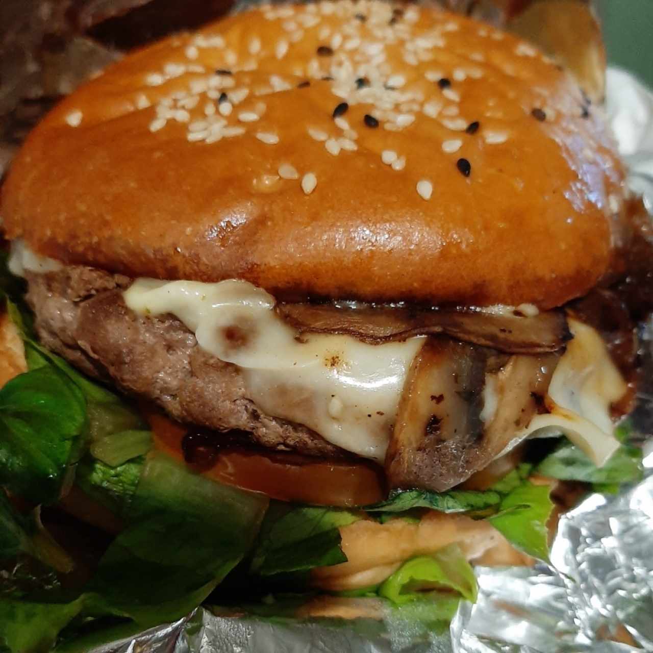 Burgers Clásicas - Mushroom Swiss