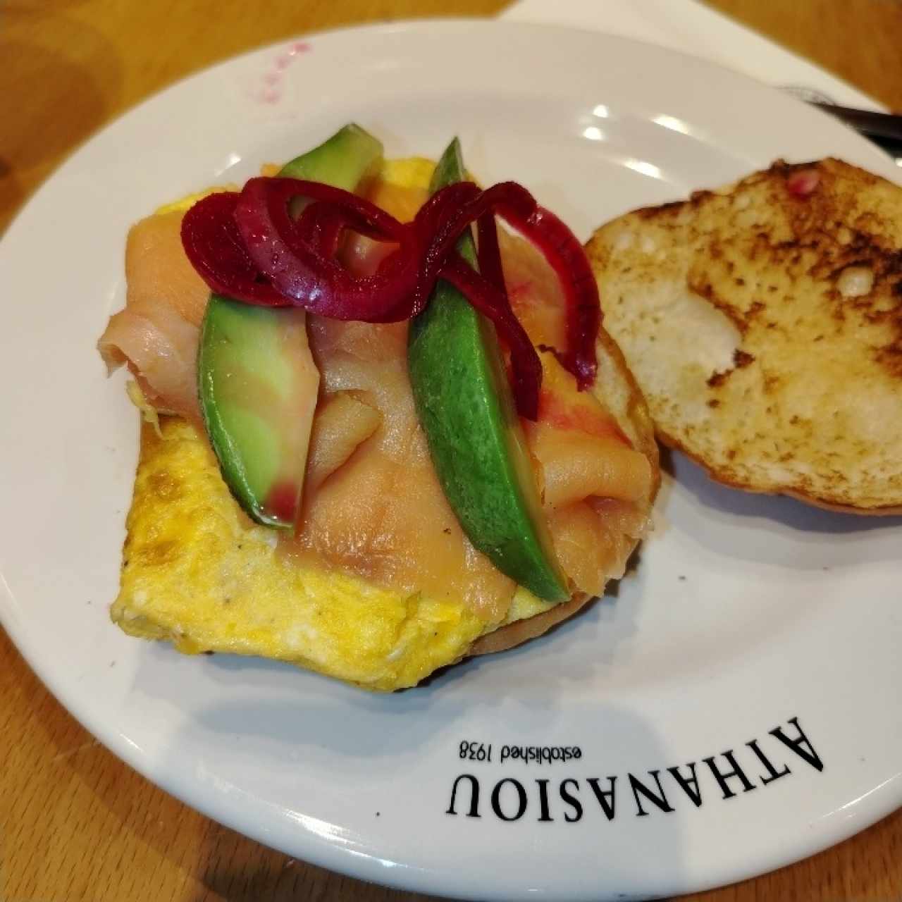 Salmón brioche 