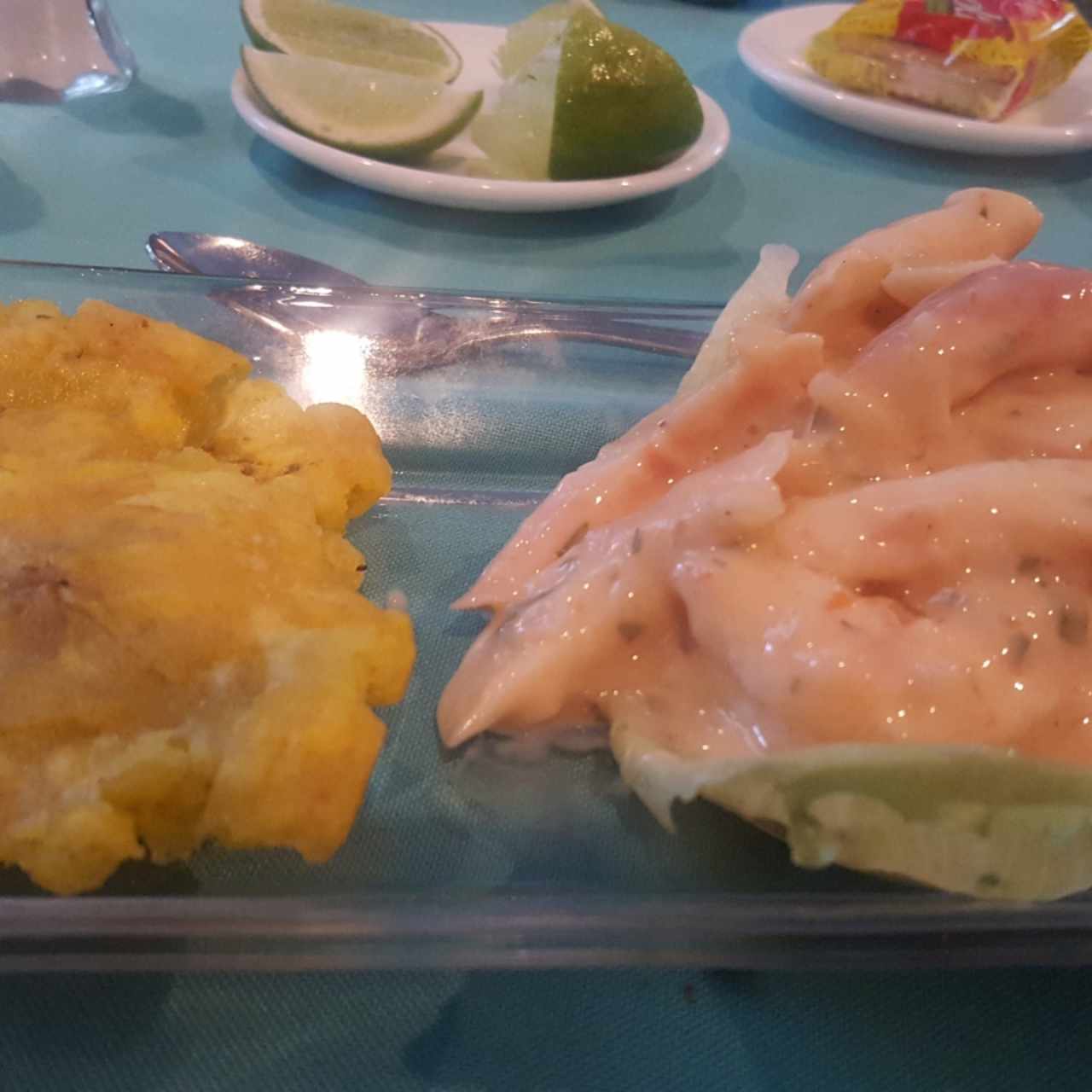 cóctel de langostinos y pulpo