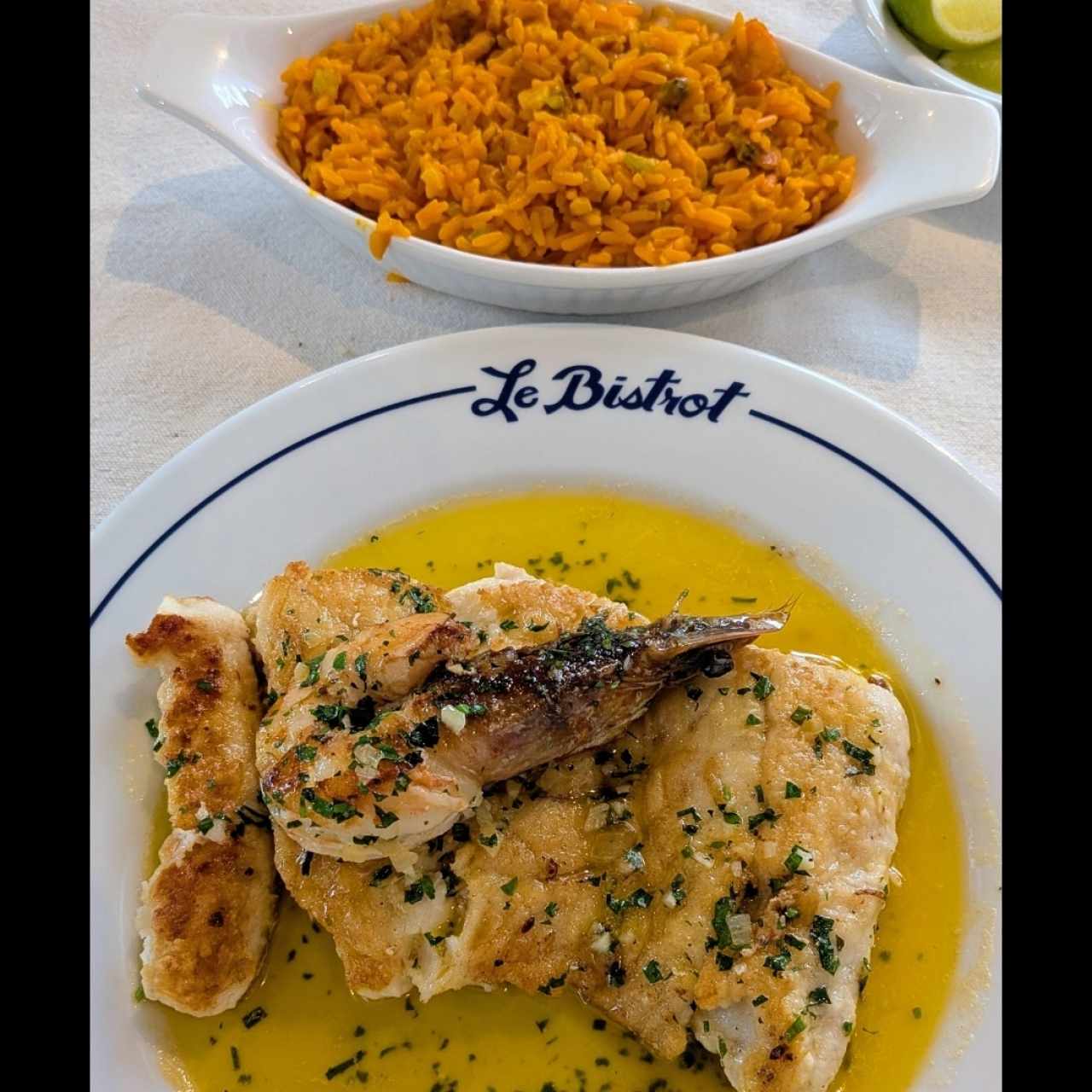 con Langostino y Mantequilla de Cilantro