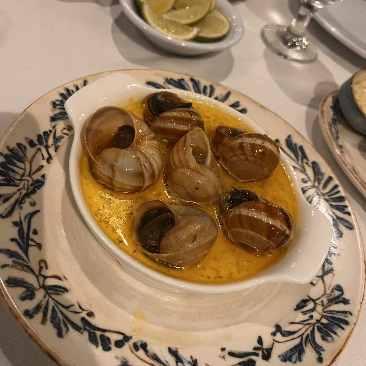 Caracoles a la Borgoñesa