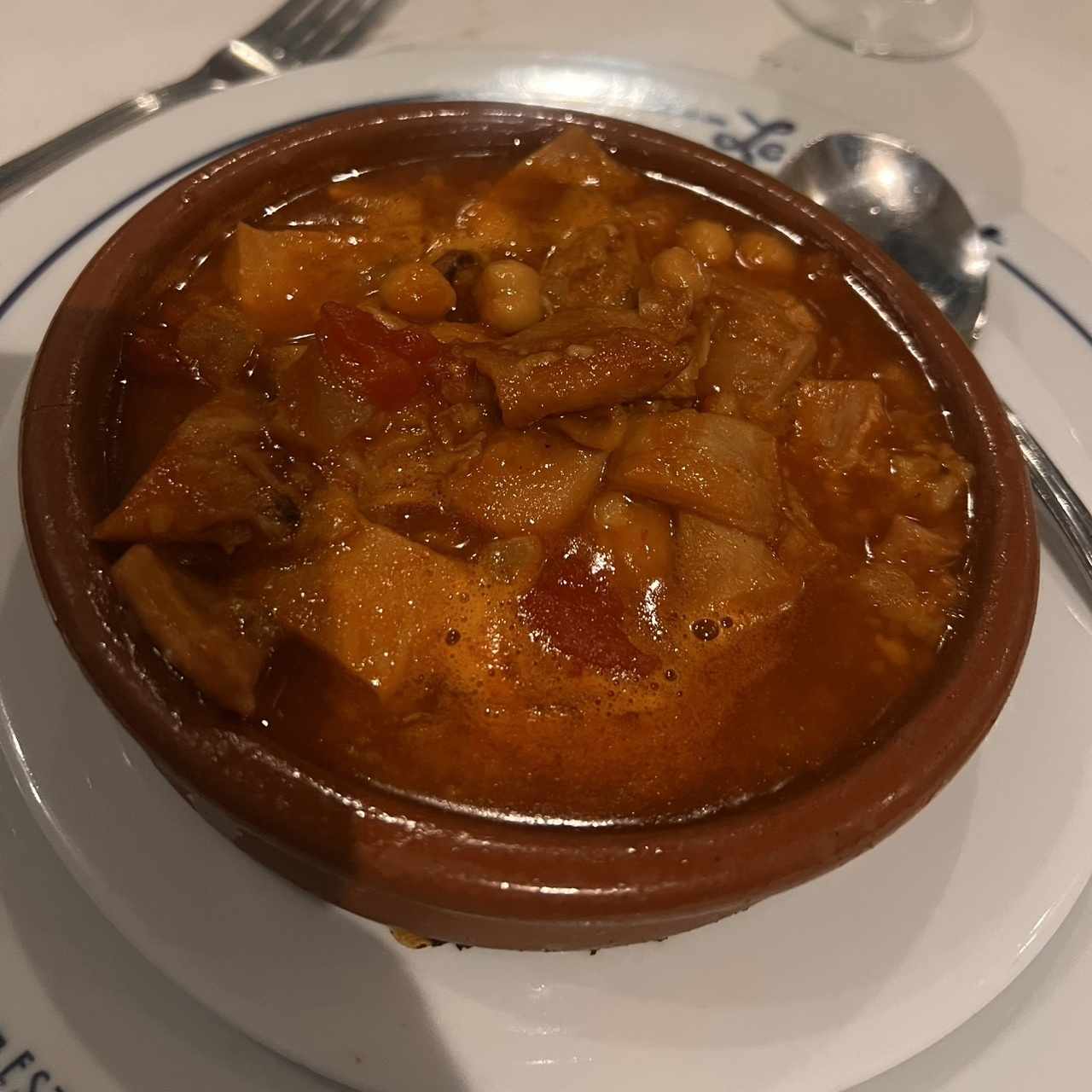 ESPECIALIDADES - Callos con Garbanzos