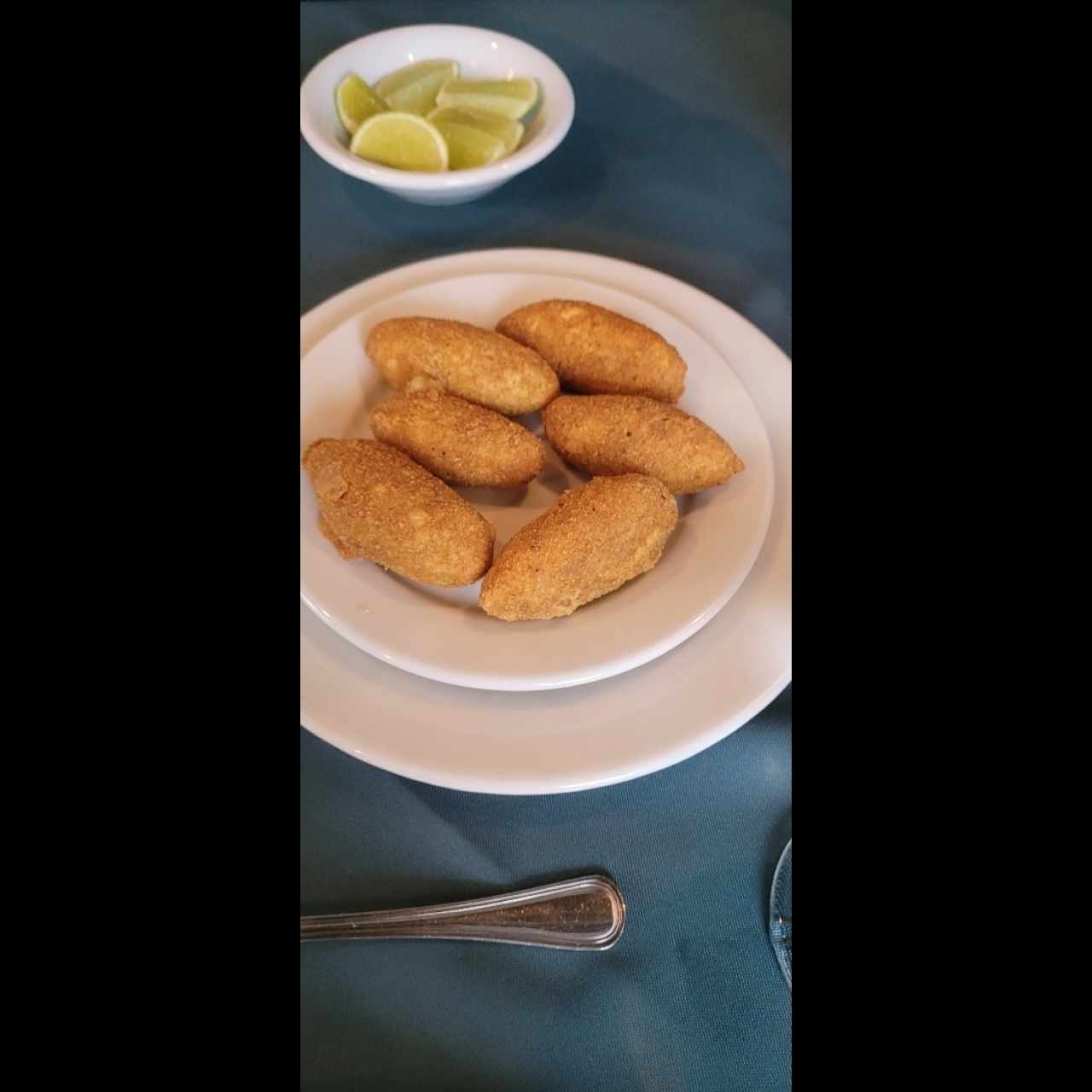 PICOTEO - Calientes - Croquetas de Bacalao