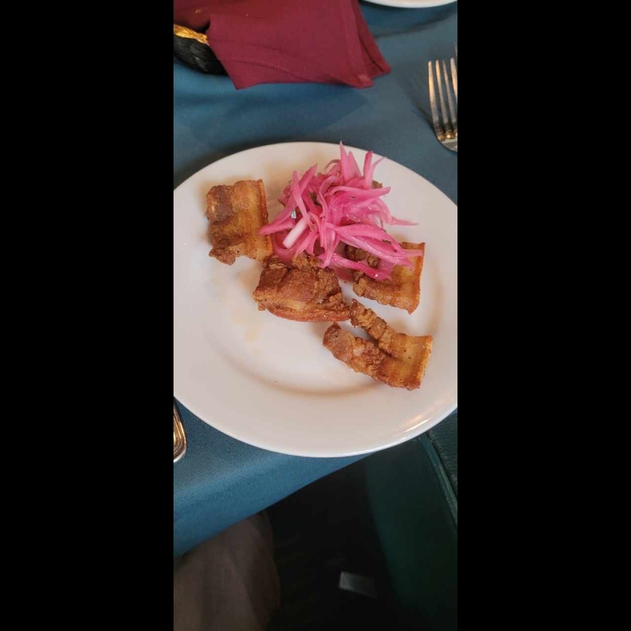 PICOTEO - Calientes - Chicharrón de Cerdo