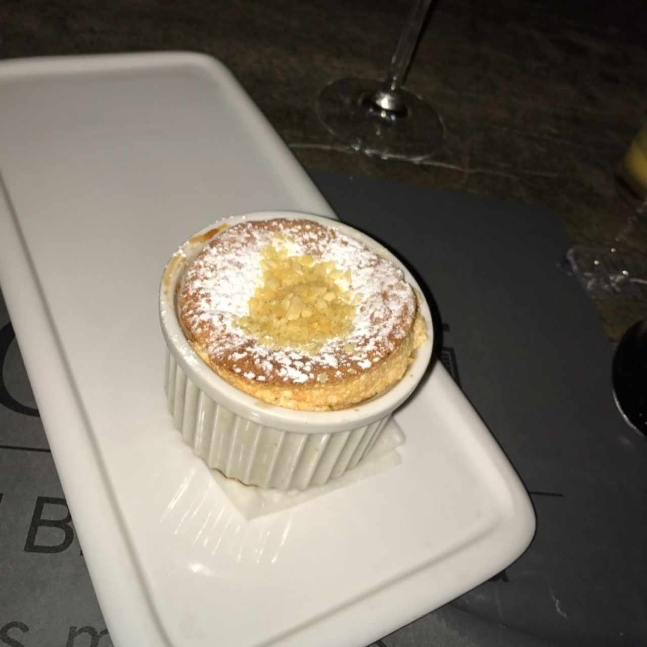 Soufflé de Dulce de leche con crema inglesa de vainilla