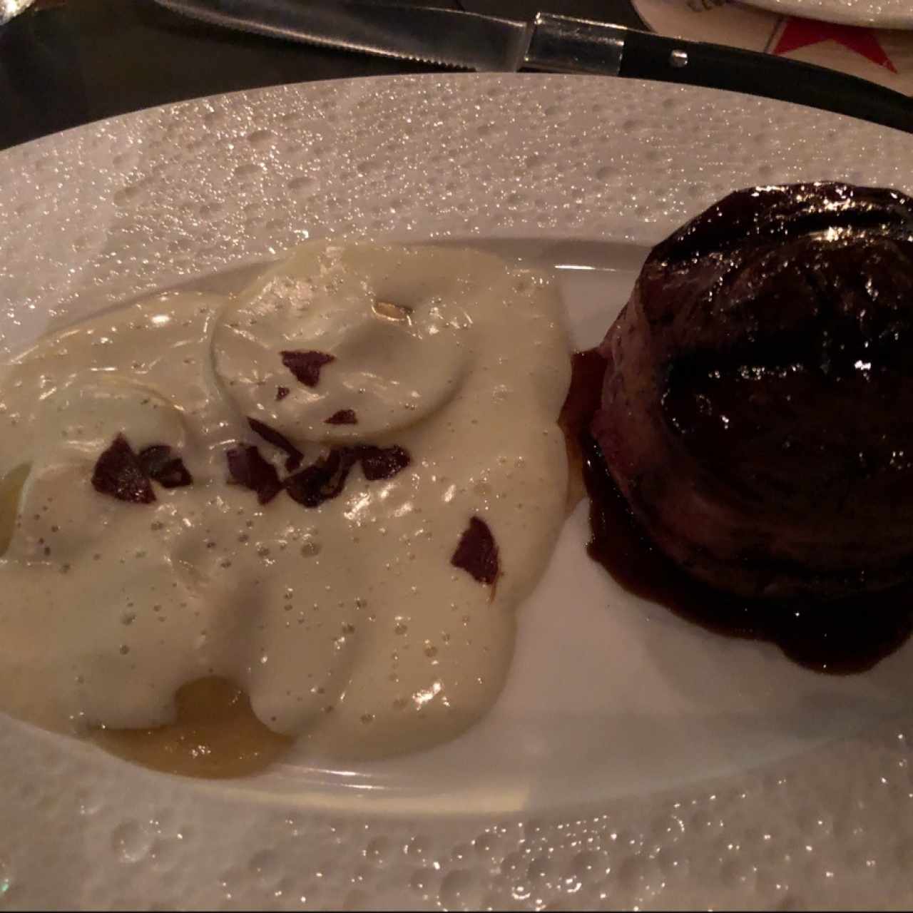 lomito con ravioles de queso 