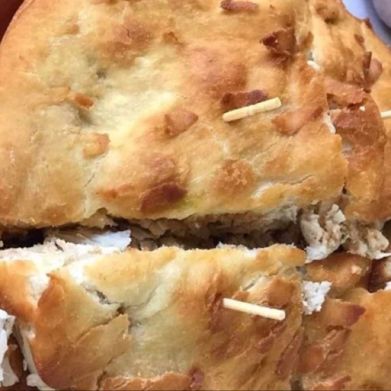Emparedado de Pollo en Hojaldre