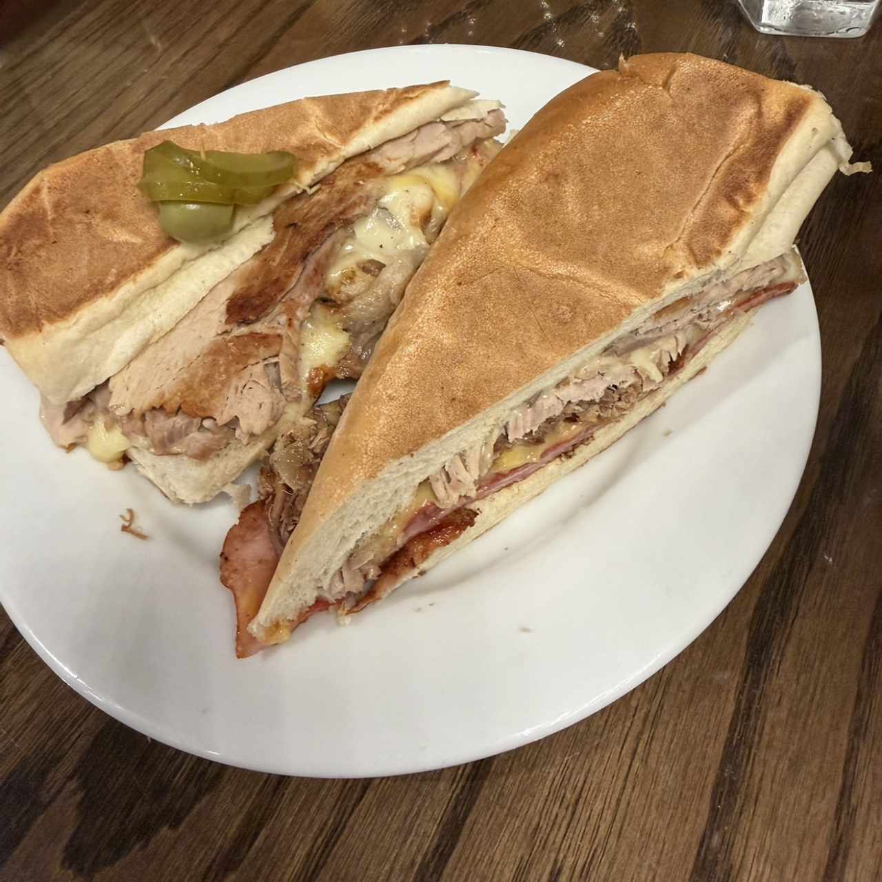 Emparedados /Sandwiches - Cubano