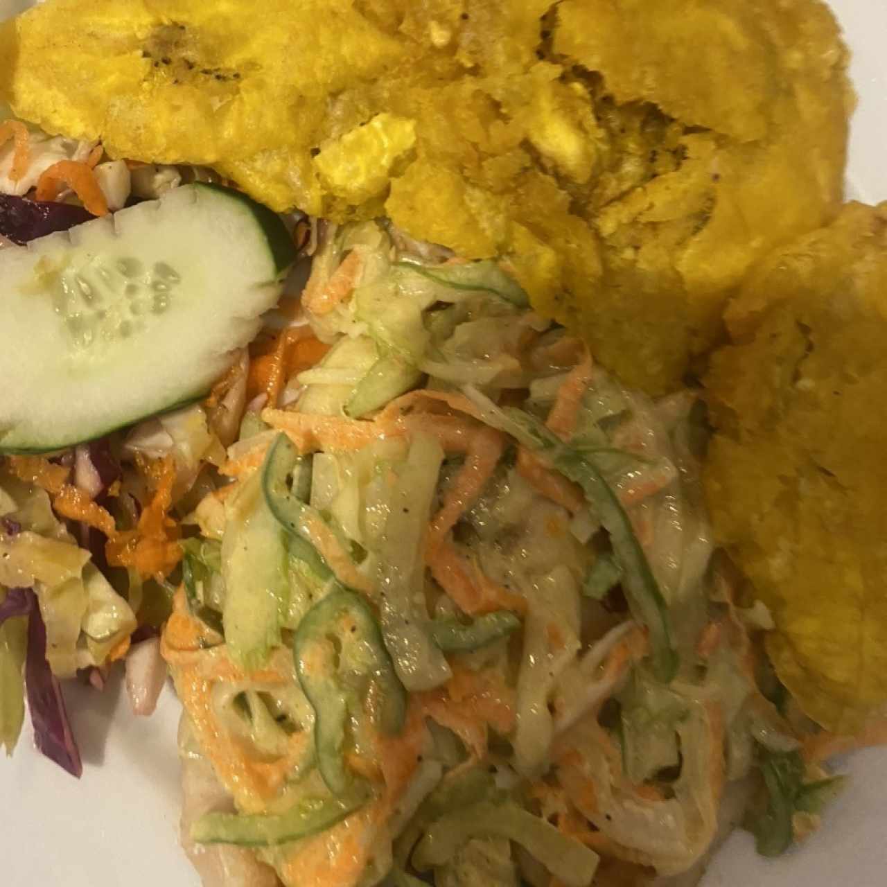 Pescado con patacones 