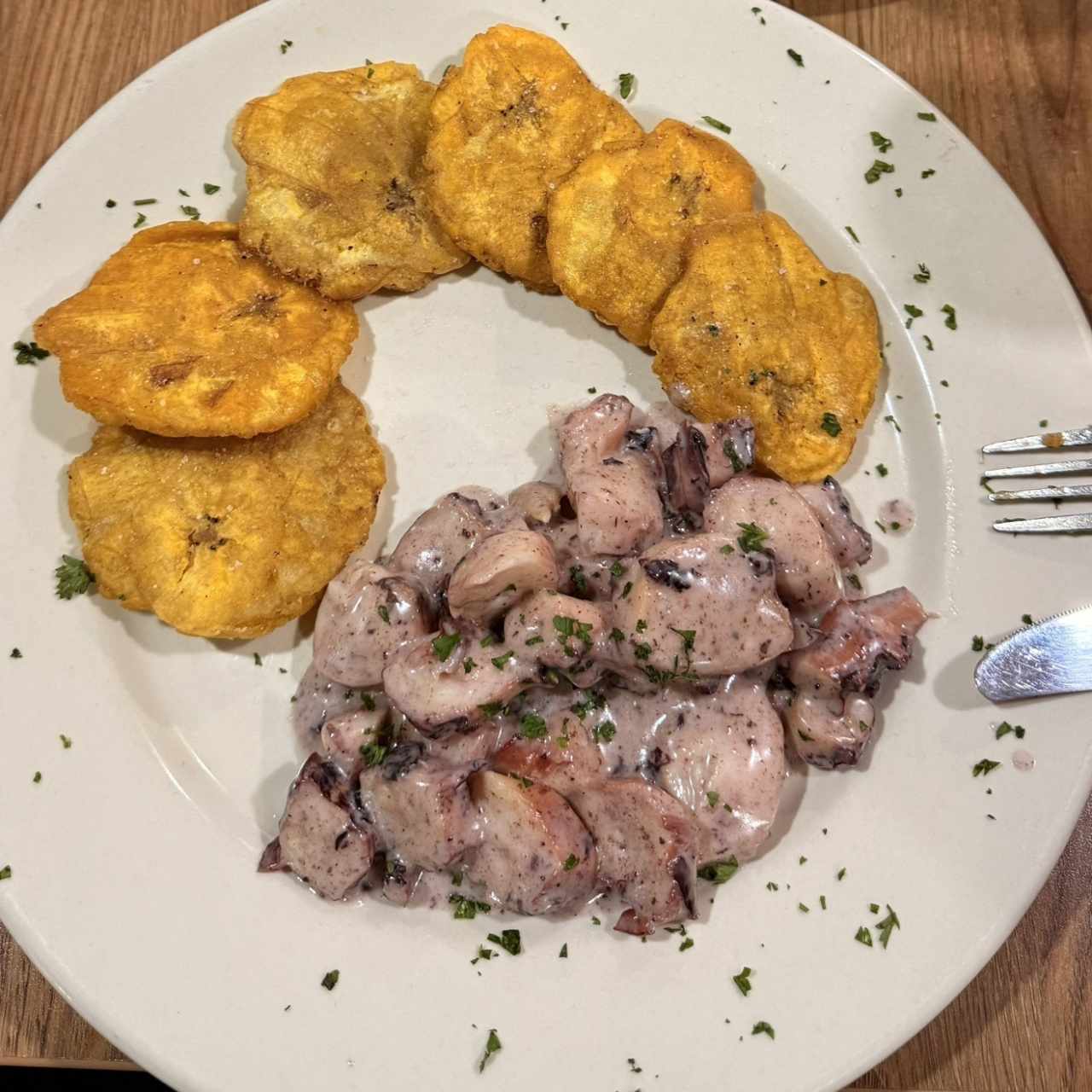 Pulpo en salsa caribeña