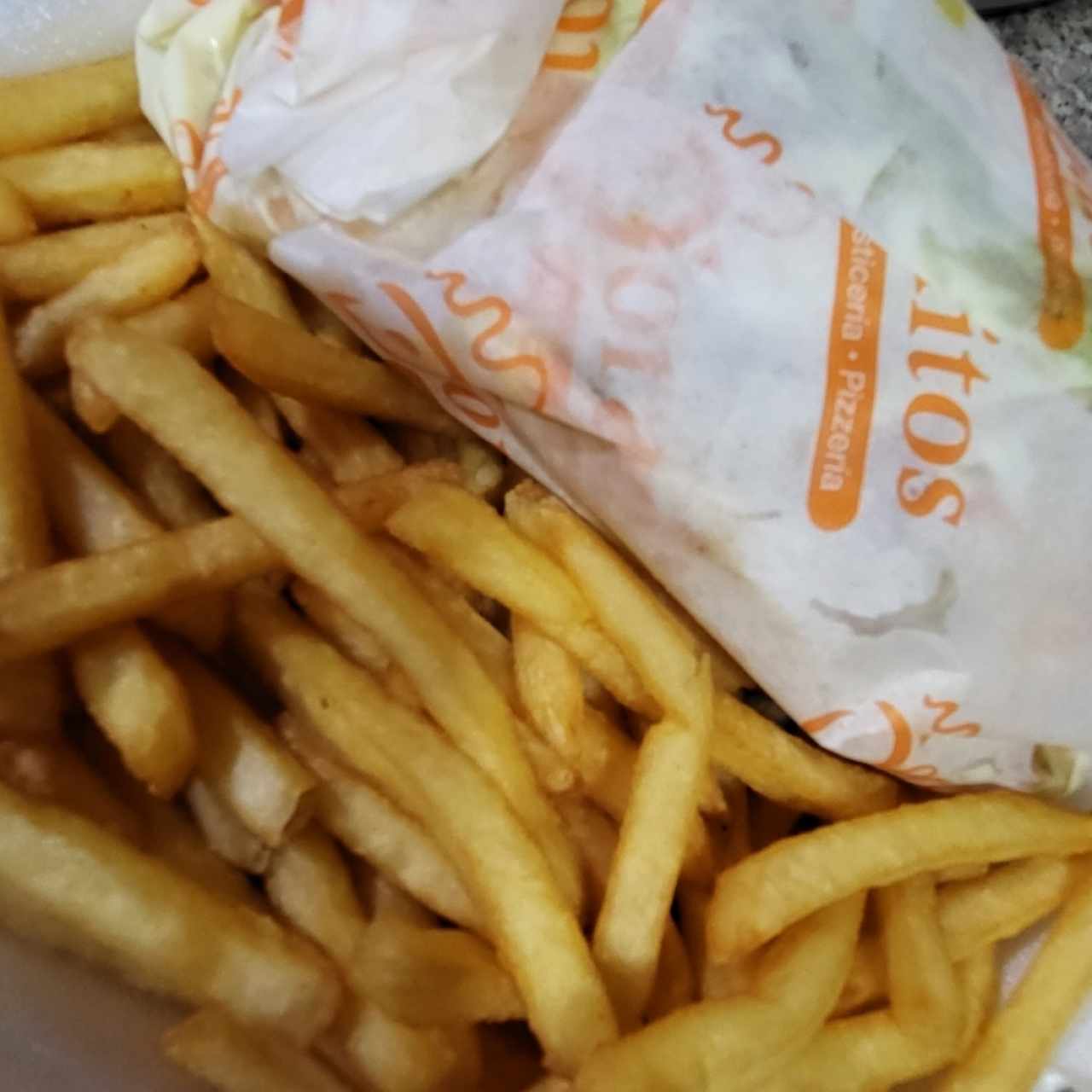 Emparedados - Pita Pollo