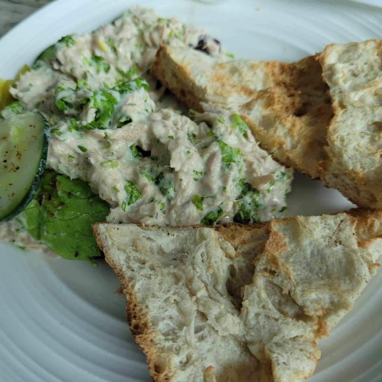 Ensaladas - Tuna Tost