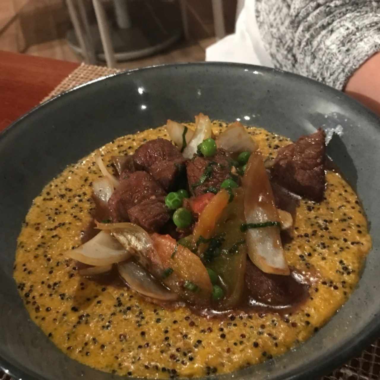 RISOTTO DE QUINOA CON LOMO SALTADO