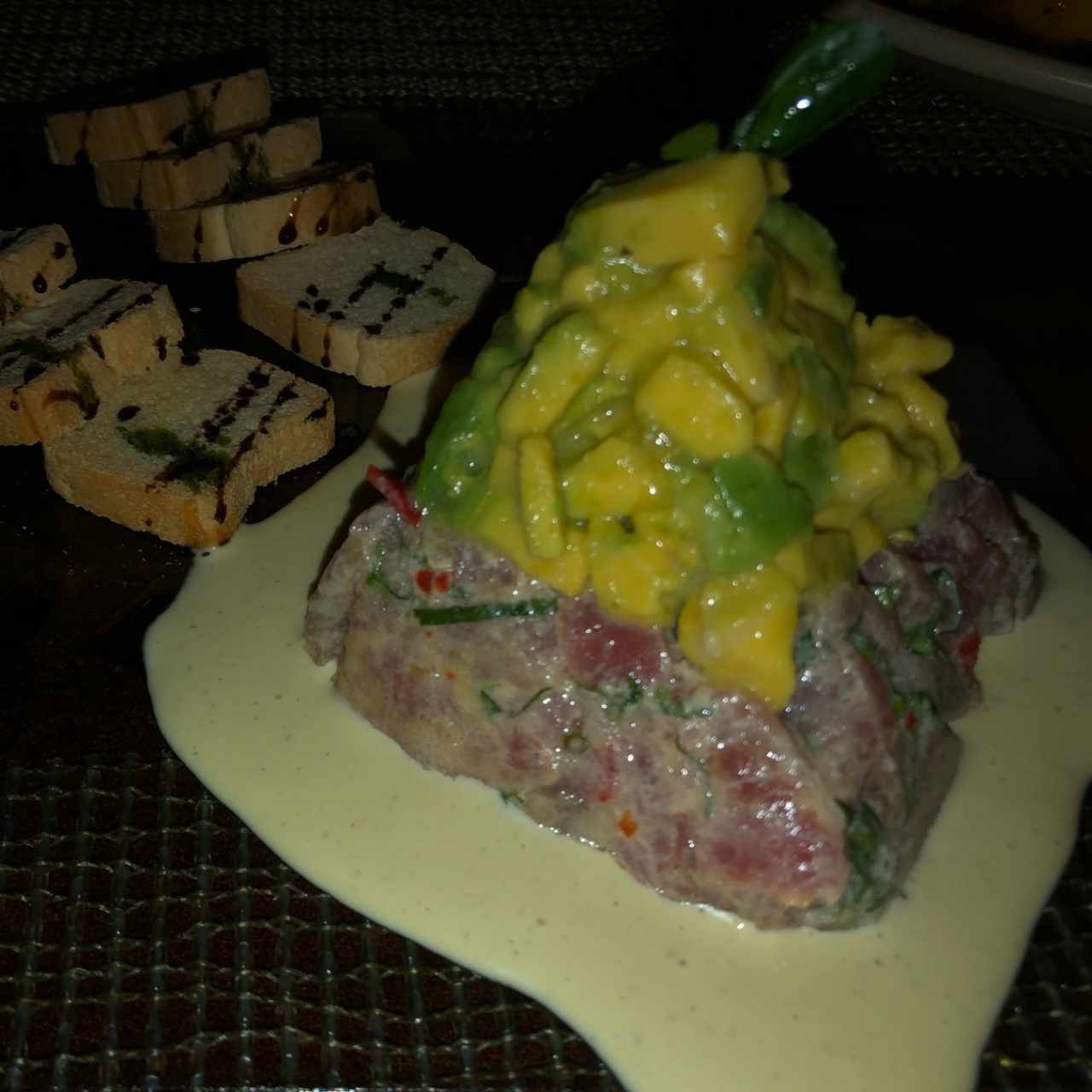 TARTAR DE ATÚN ACEBICHADO