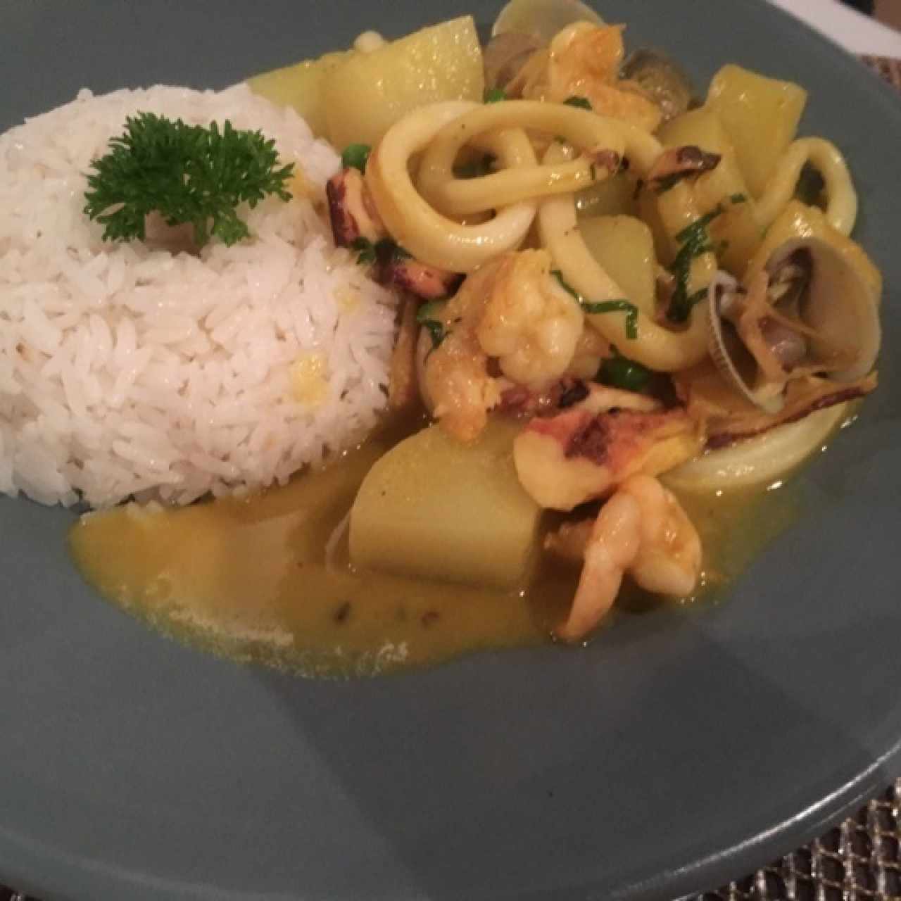 CAU CAU DE MARISCOS