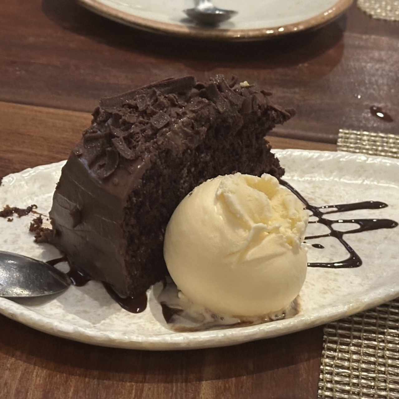 Locura de Chocolate con Helado Vainilla