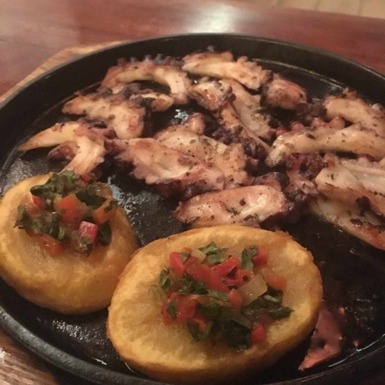 Pulpo al Carbon