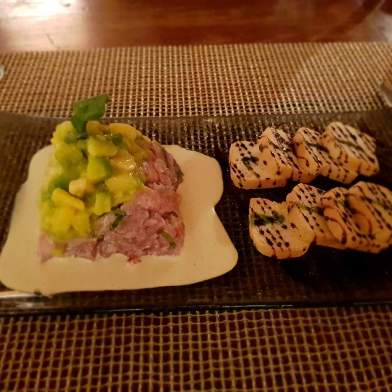 TARTAR DE ATÚN ACEBICHADO
