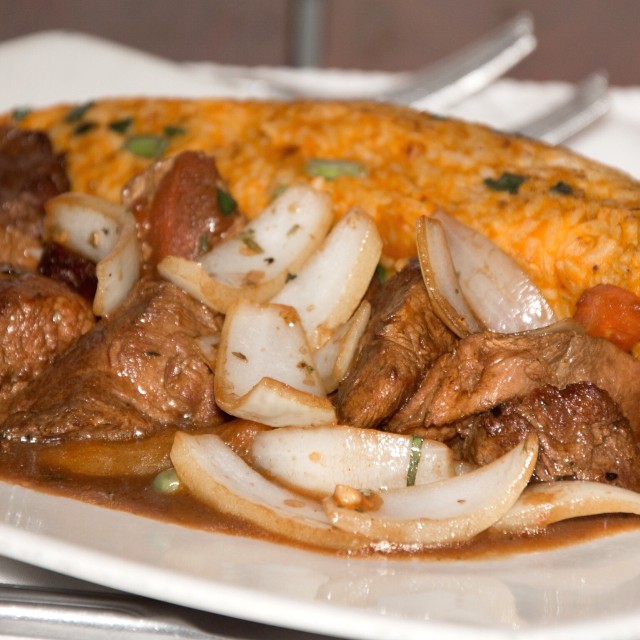 Tacu Tacu Con Lomo Saltado