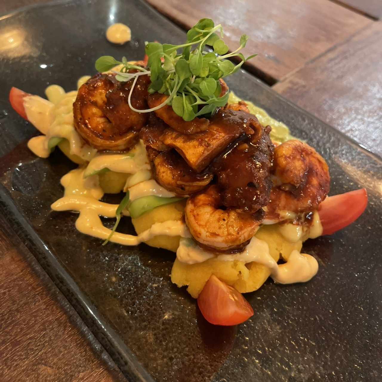 Causa con pulpo y langostino