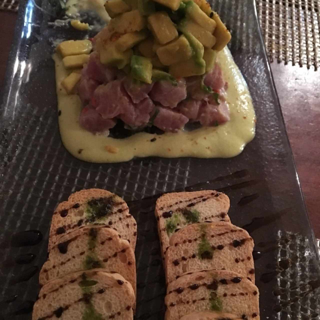 TARTAR DE ATÚN ACEBICHADO