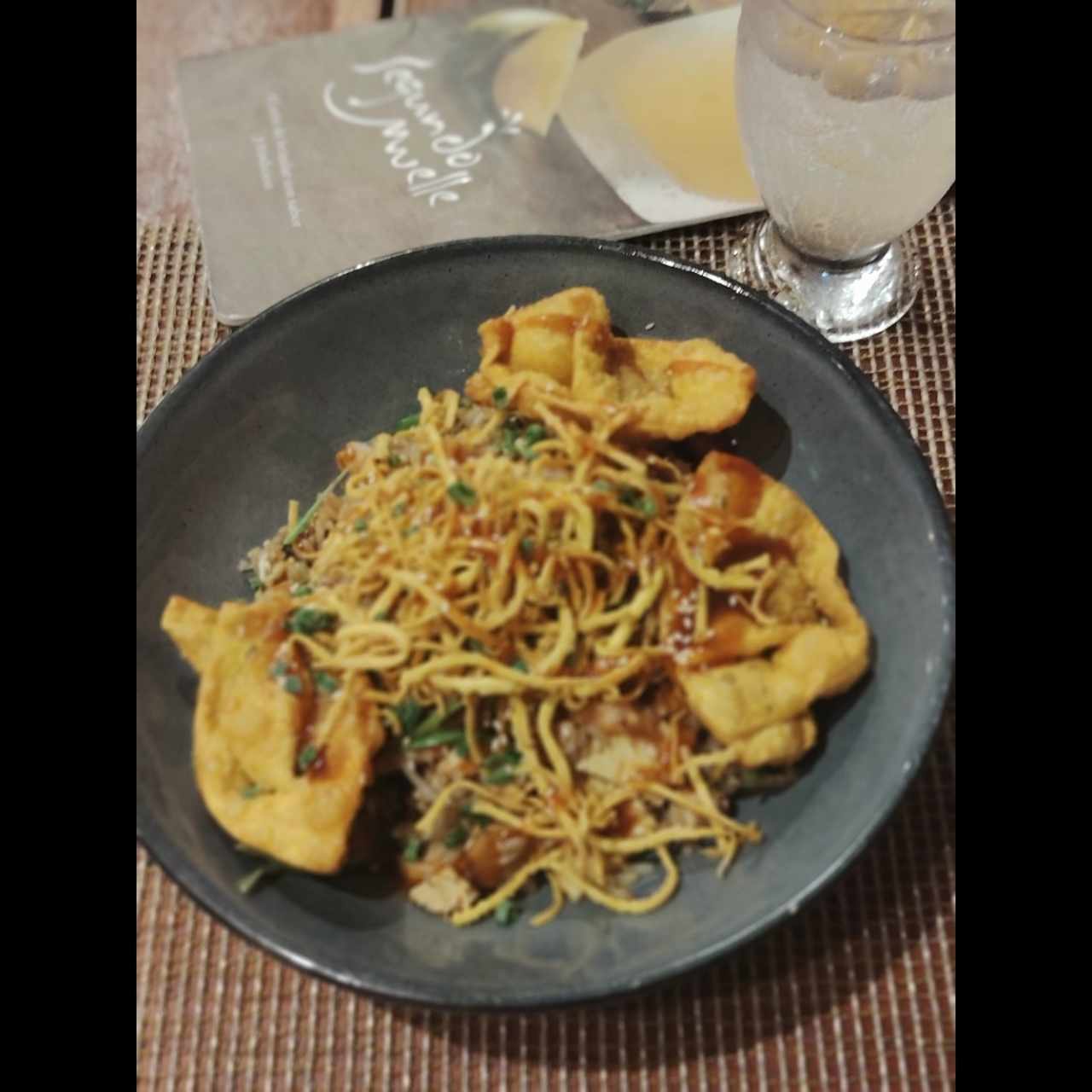 Arroz chaufa capon