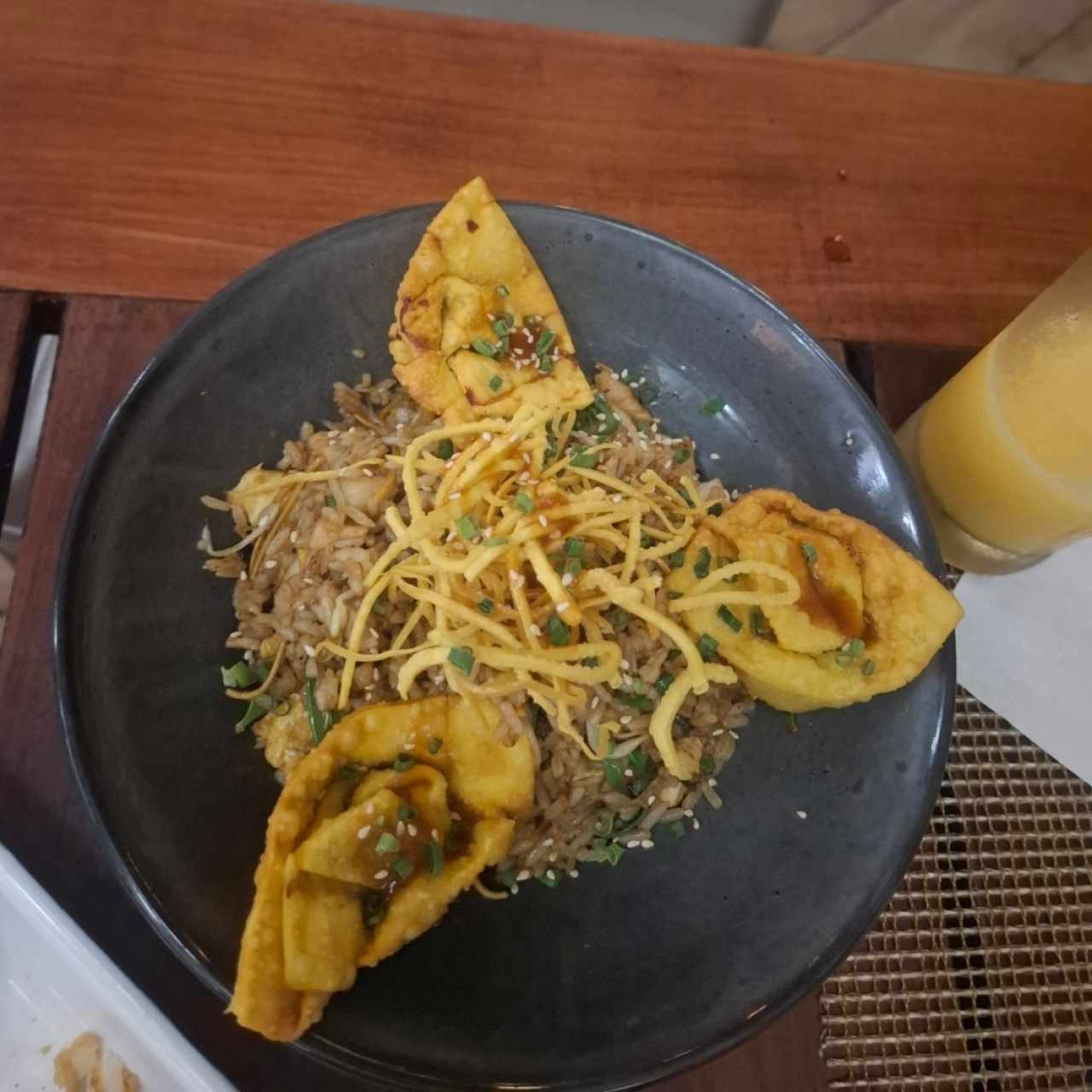 Platos Fuertes - Arroz Chaufa Capón