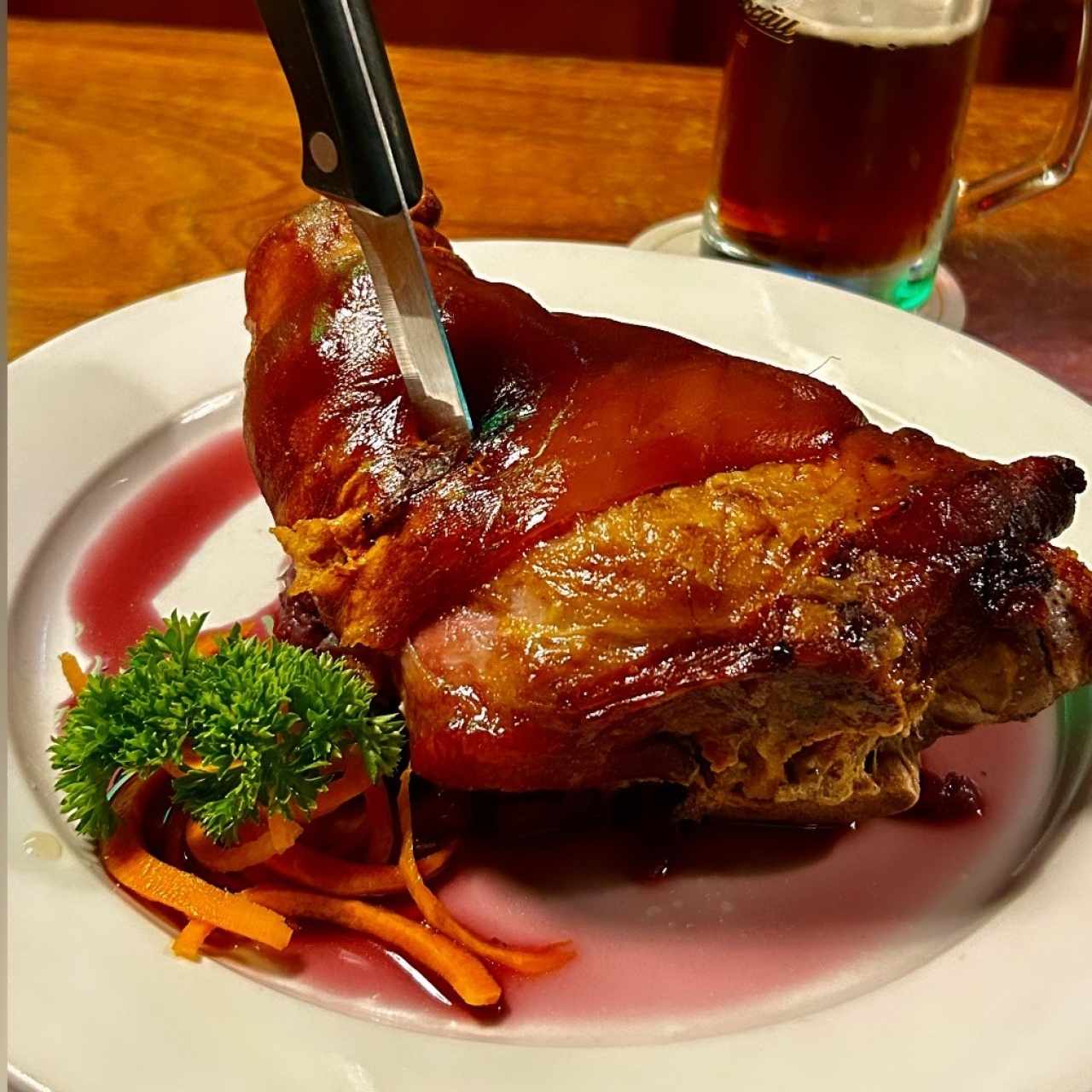 Geräucherte Schweinehaxn-Codillo de cerdo ahumado