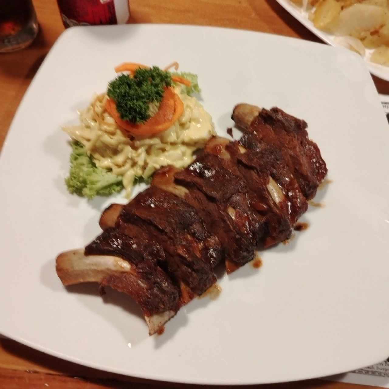 Platos Fuertes - Baby-Back Rippchen