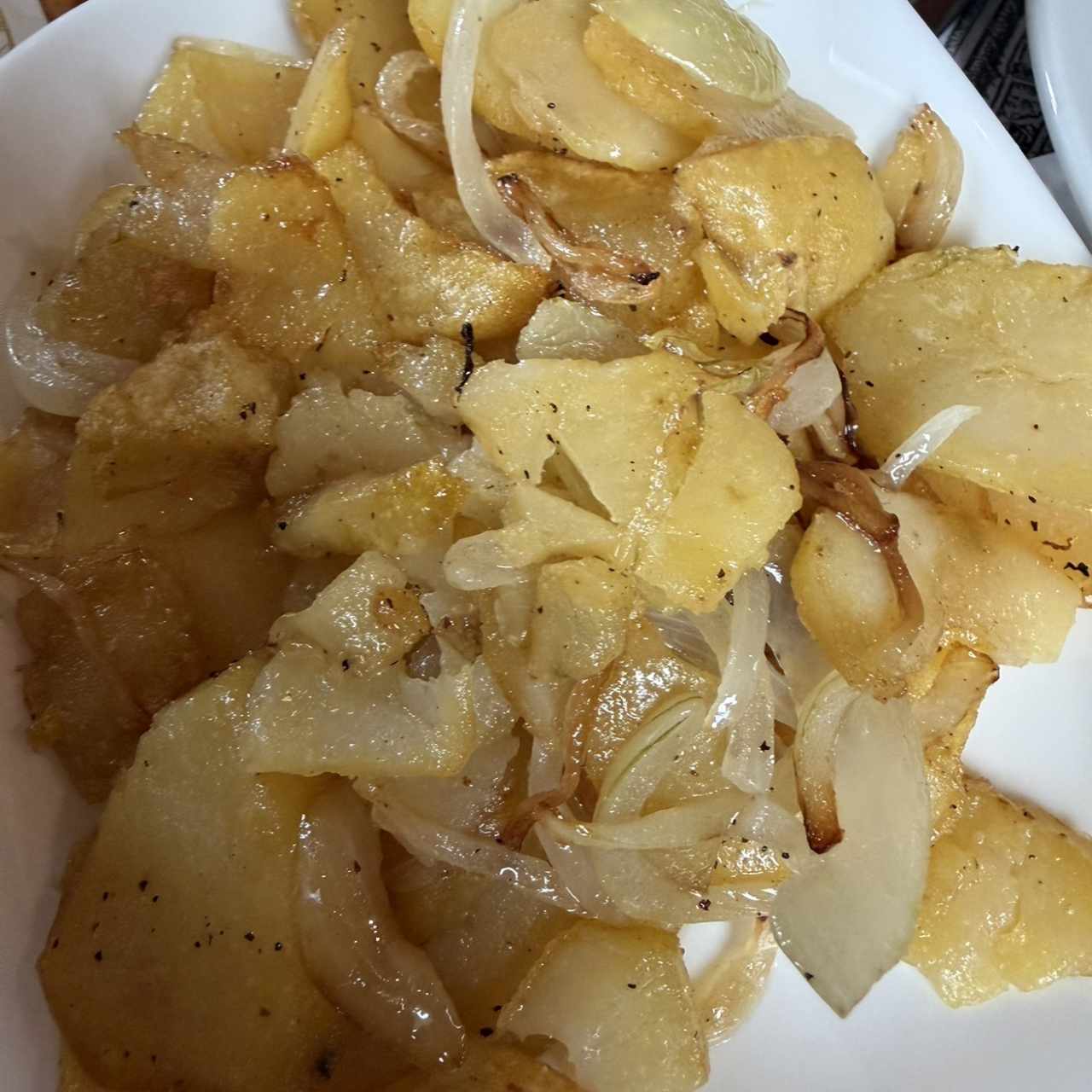 Extras Acompañamientos - Bratkartoffeln- Papas Salteadas