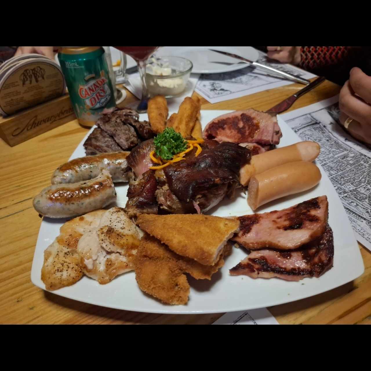 Geräucherte Schweinehaxn-Codillo de cerdo ahumado