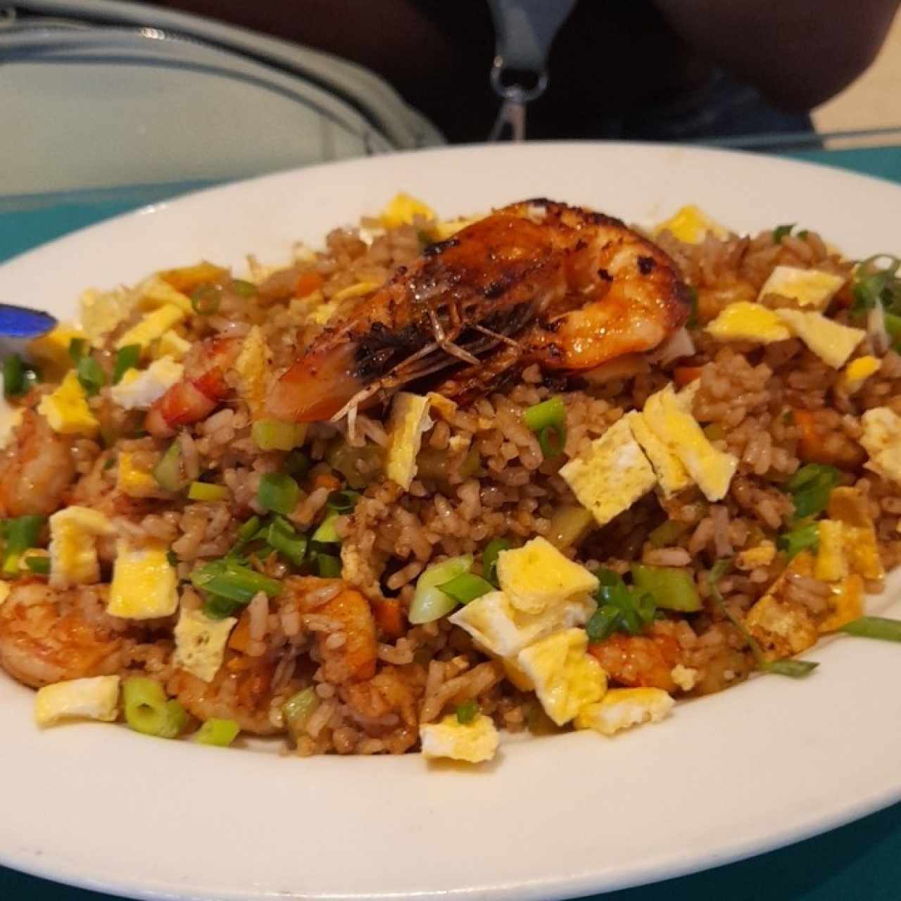 arroz frito con camarones
