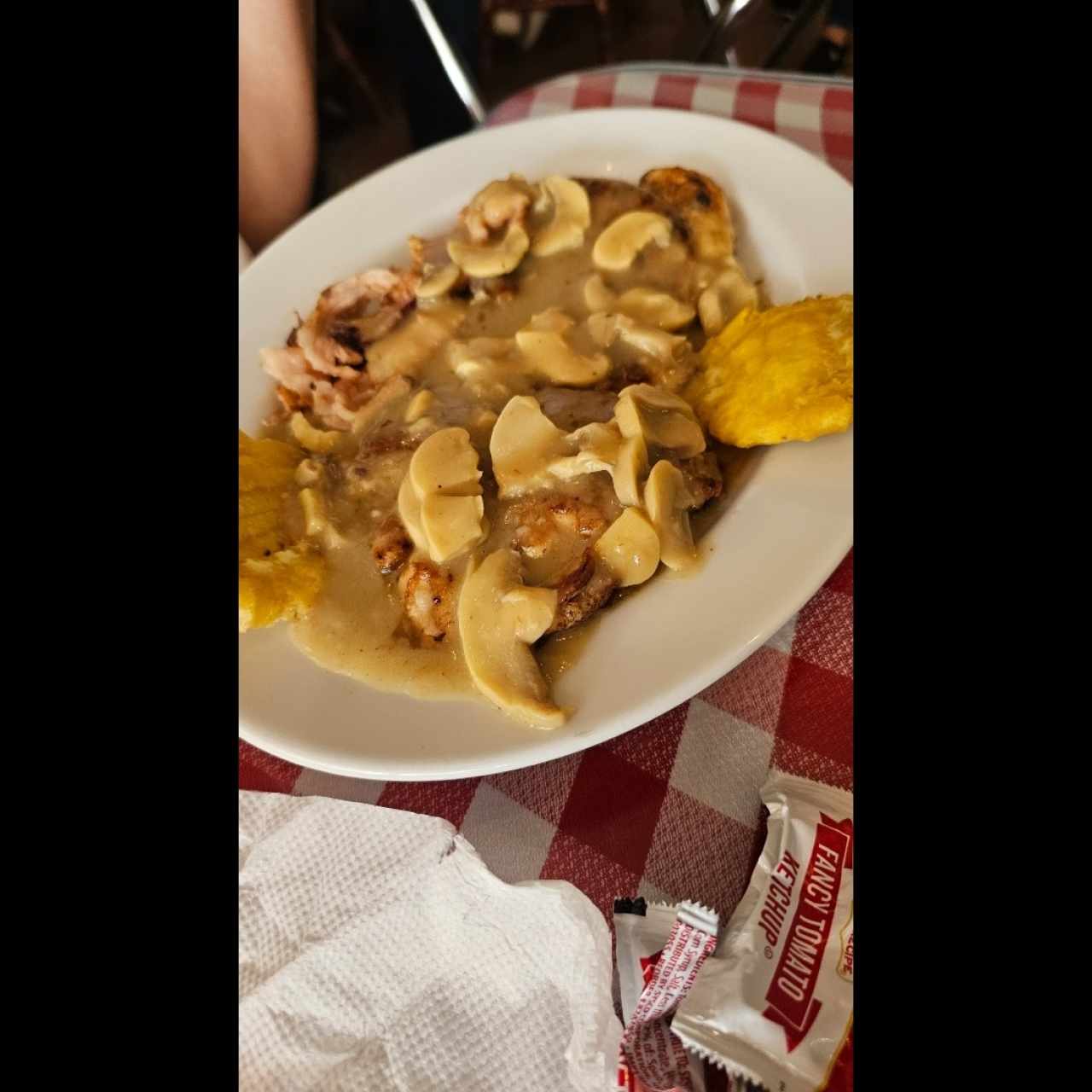 filete con hongo