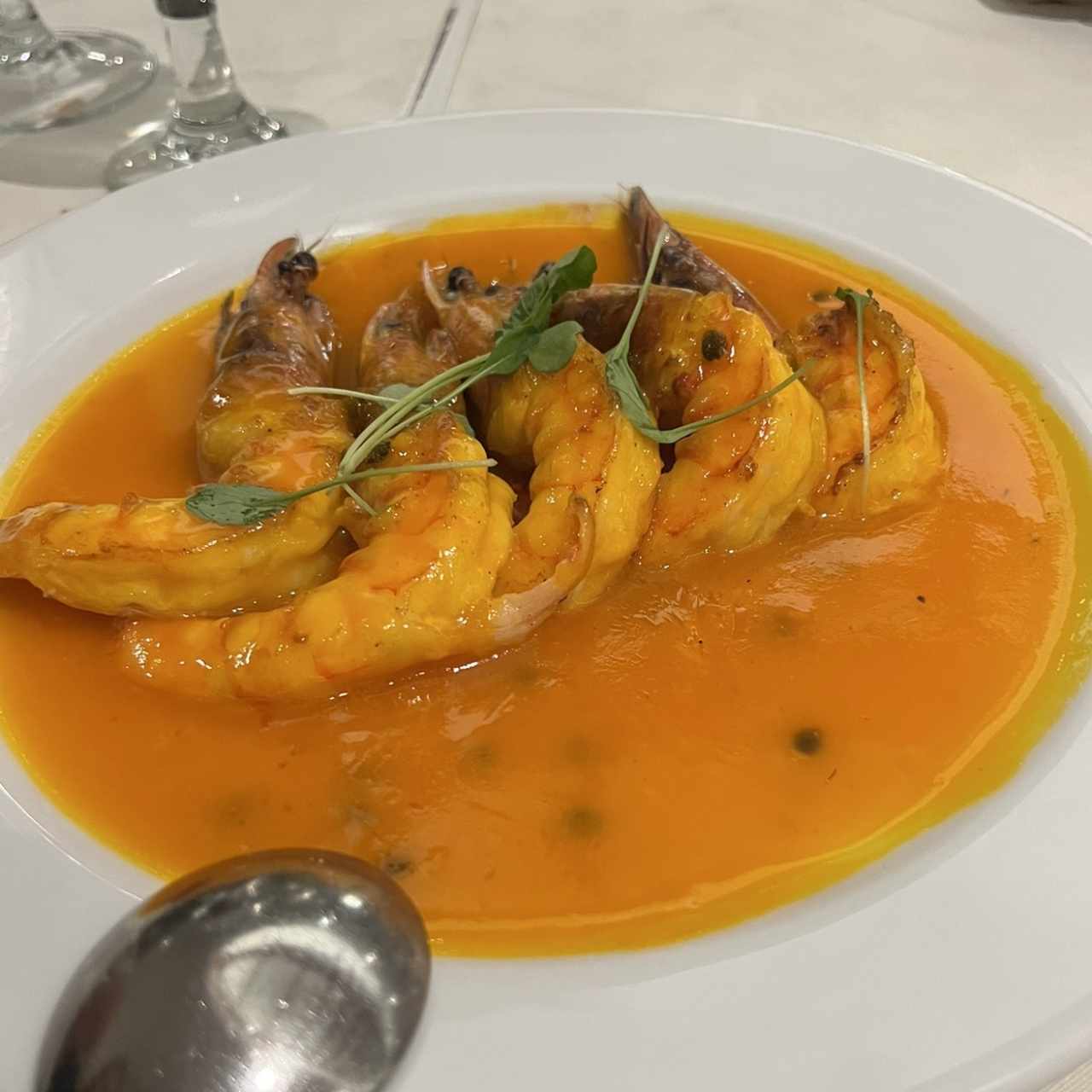 Langostinos en Salsa de Maracuyá