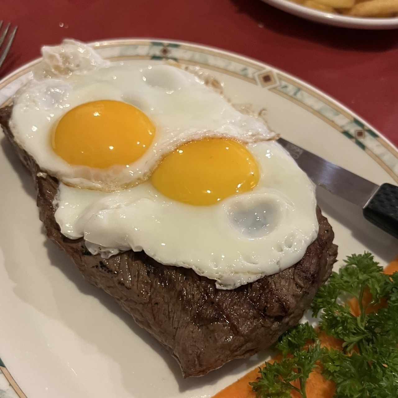 Filete a Caballo con Dos Huevos