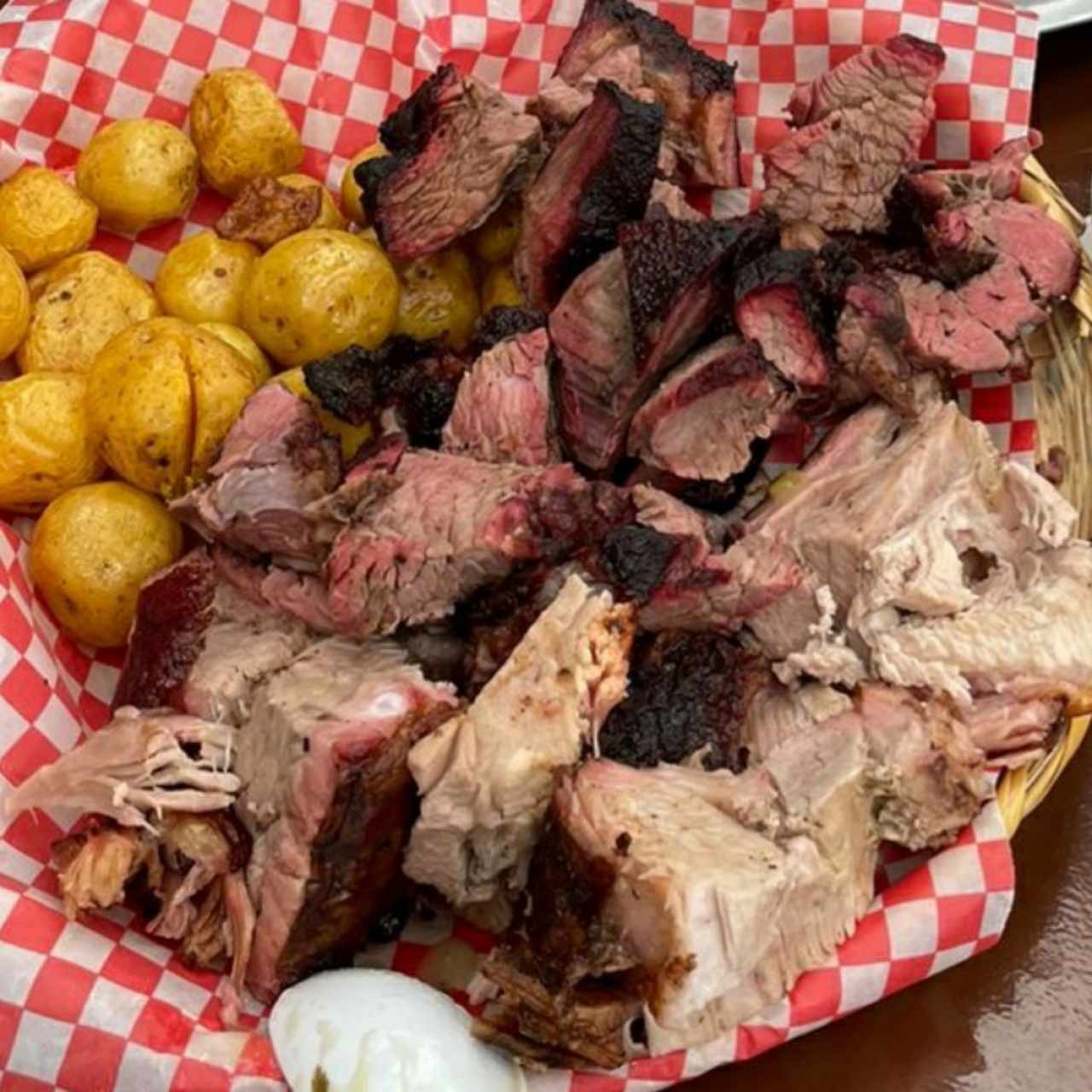 Picada de Ternera, Costilla de Cerdo u Papa Criolla 