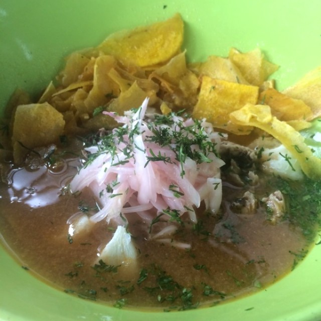 Platos Principales - Encebollado Ecuatoriano
