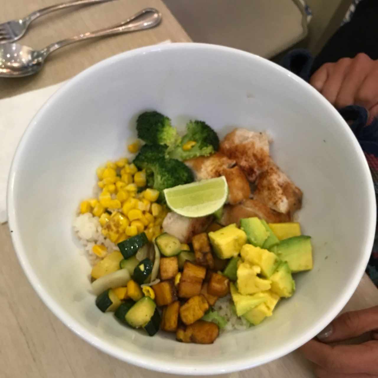 bowl de pollo