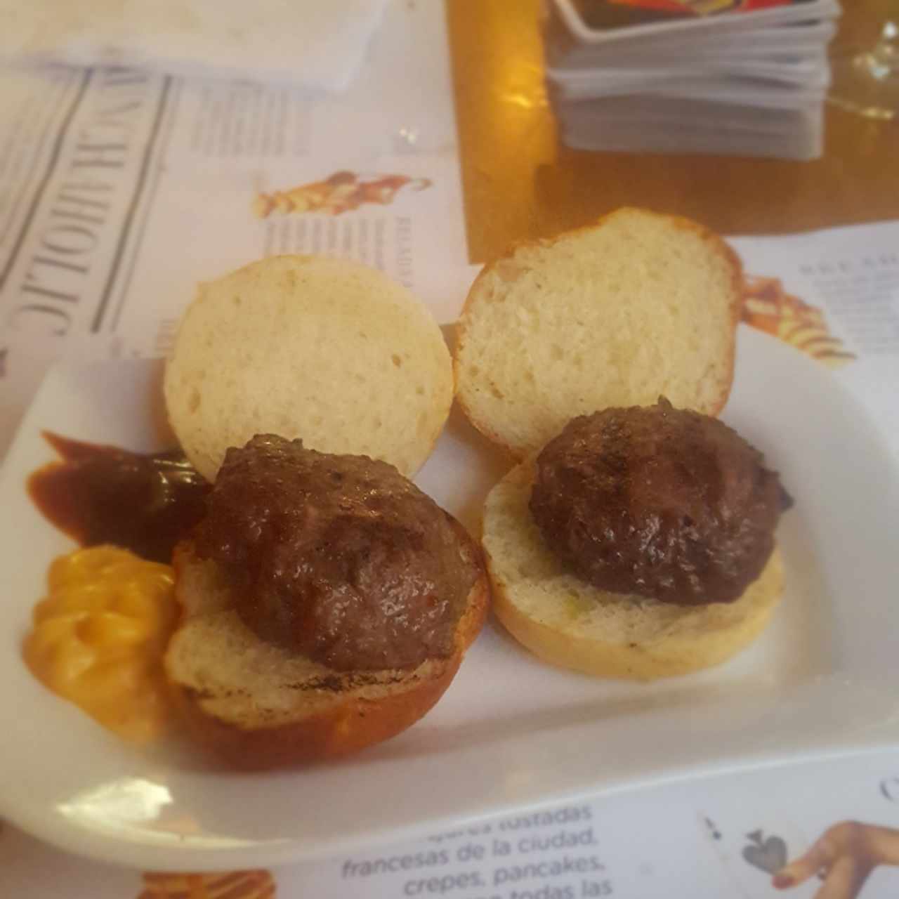 mini burgers 