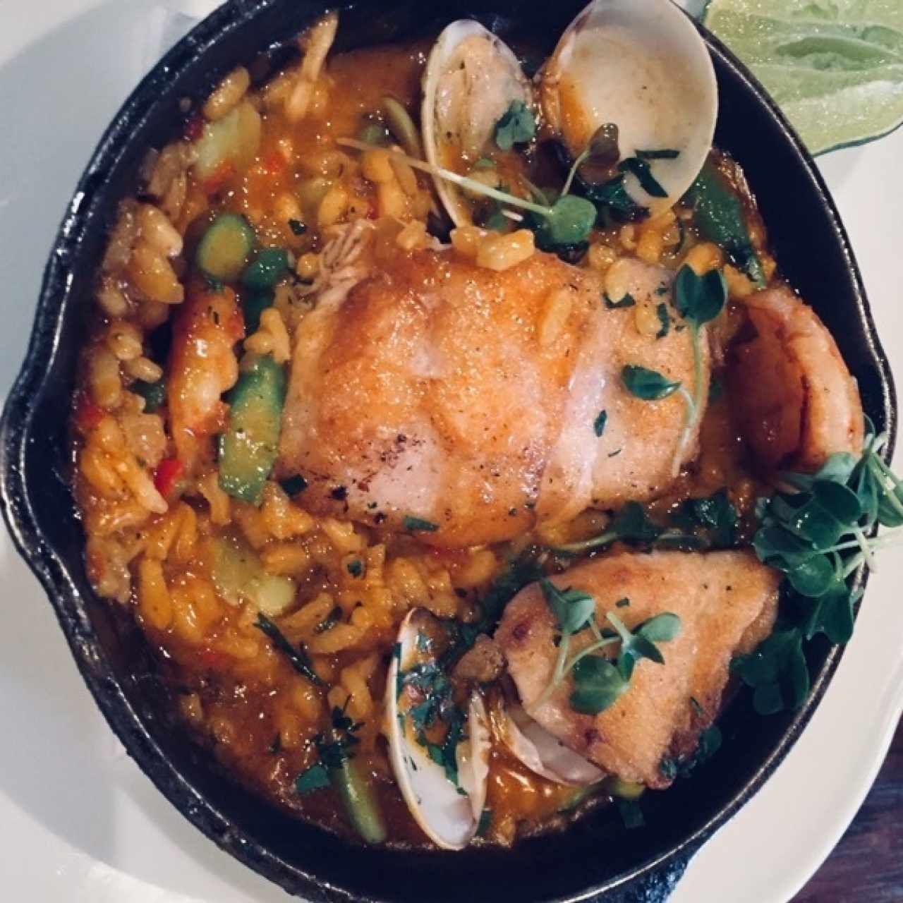 deli seafood pot