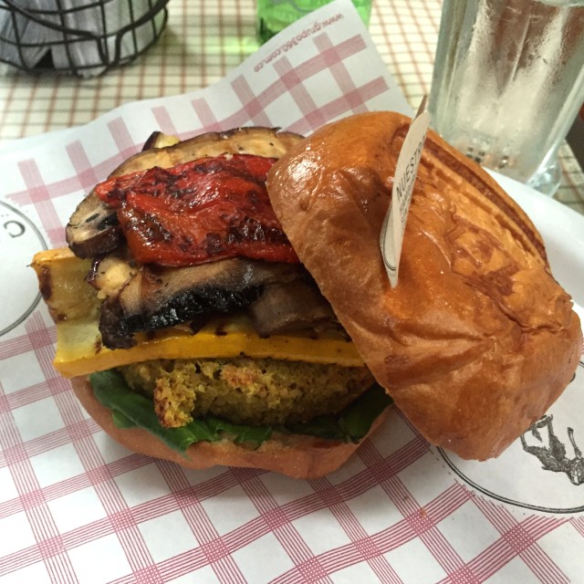 Hamburguesa de Quinua al Curry