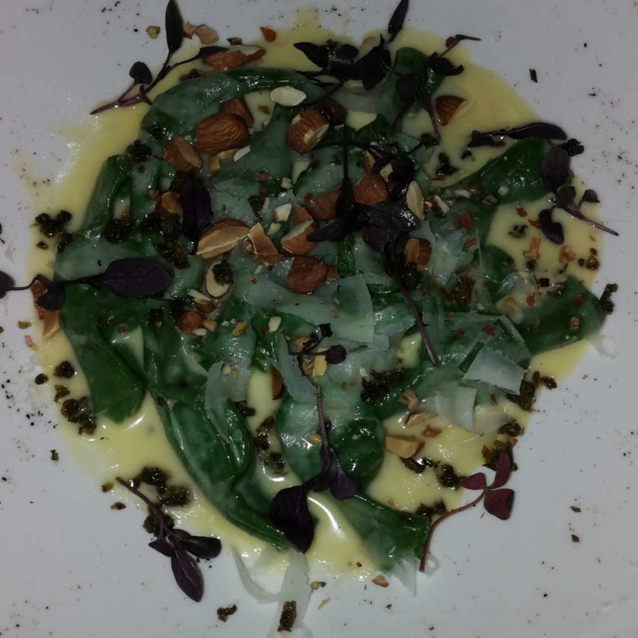 Ravioli de carne de cangrejo