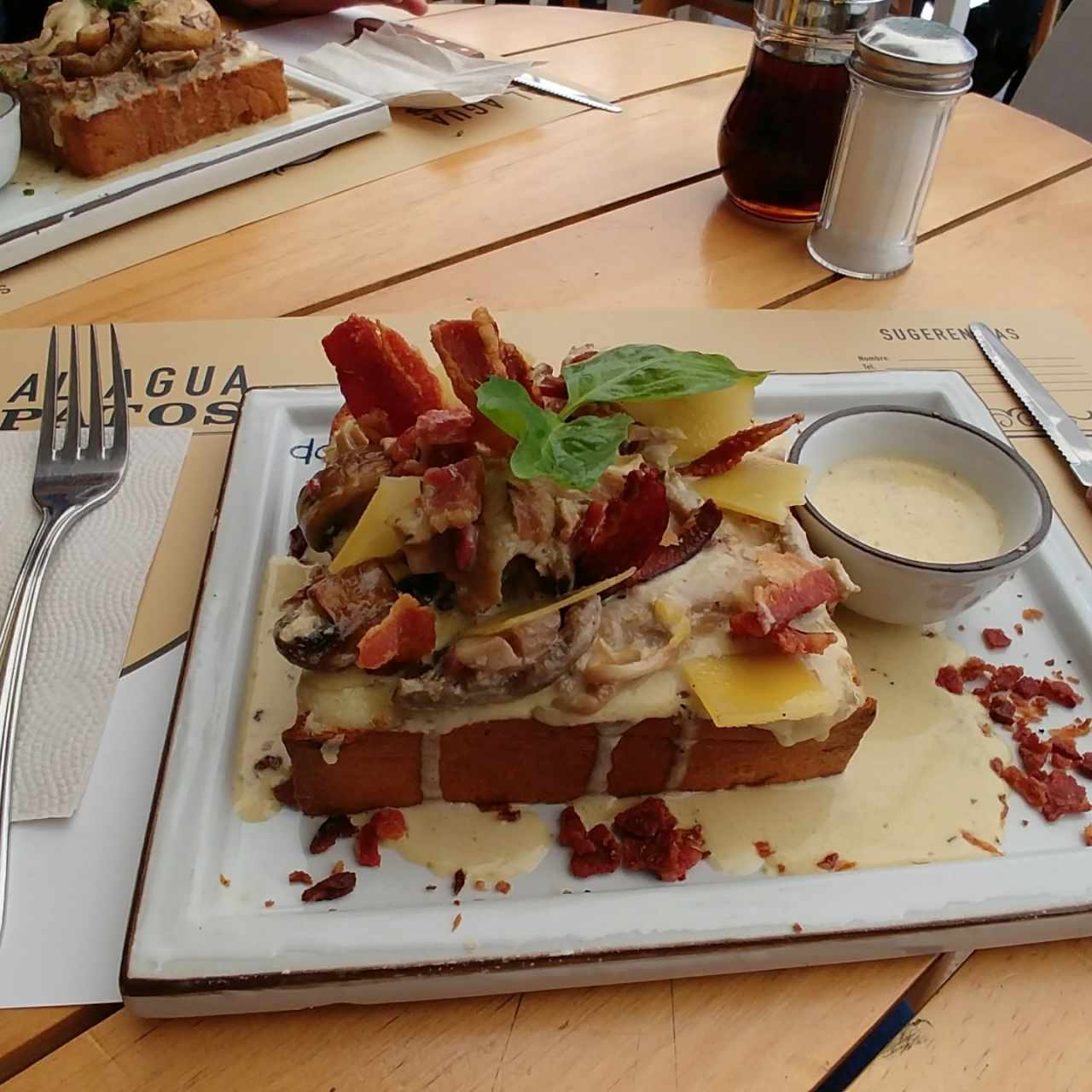 Pato Carbonara