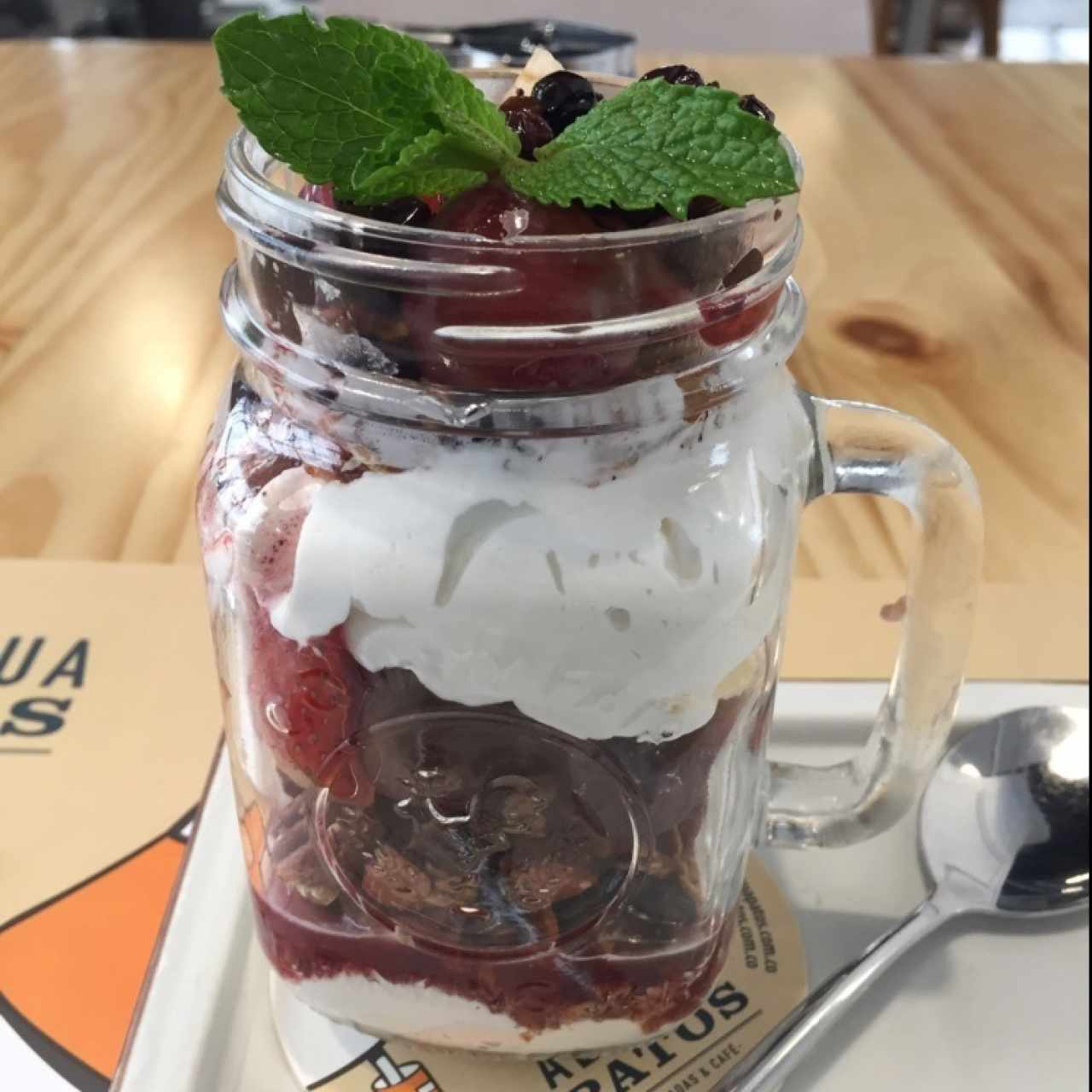 Ganola de frutos rojos