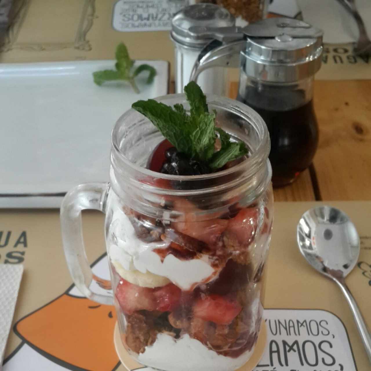 granola frutos rojos